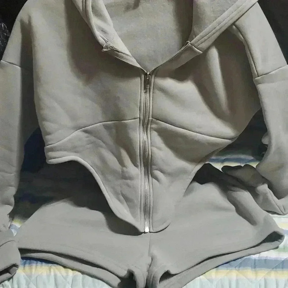 Love J short set - Picture 9 of 10